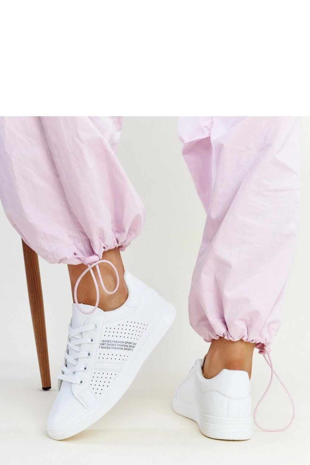 Sneakers model 207310 Solea