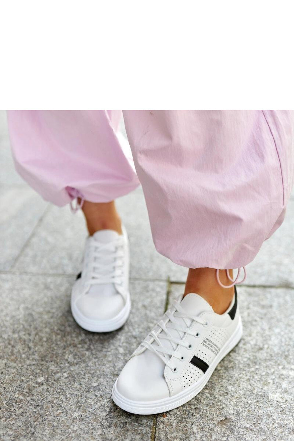 Sneakers model 207311 Solea