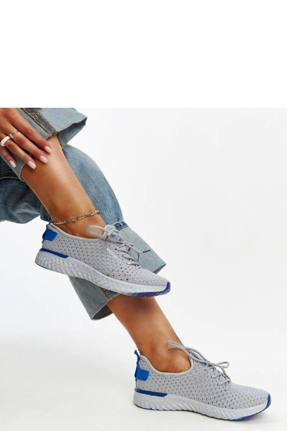 Sneakers model 207348 Solea