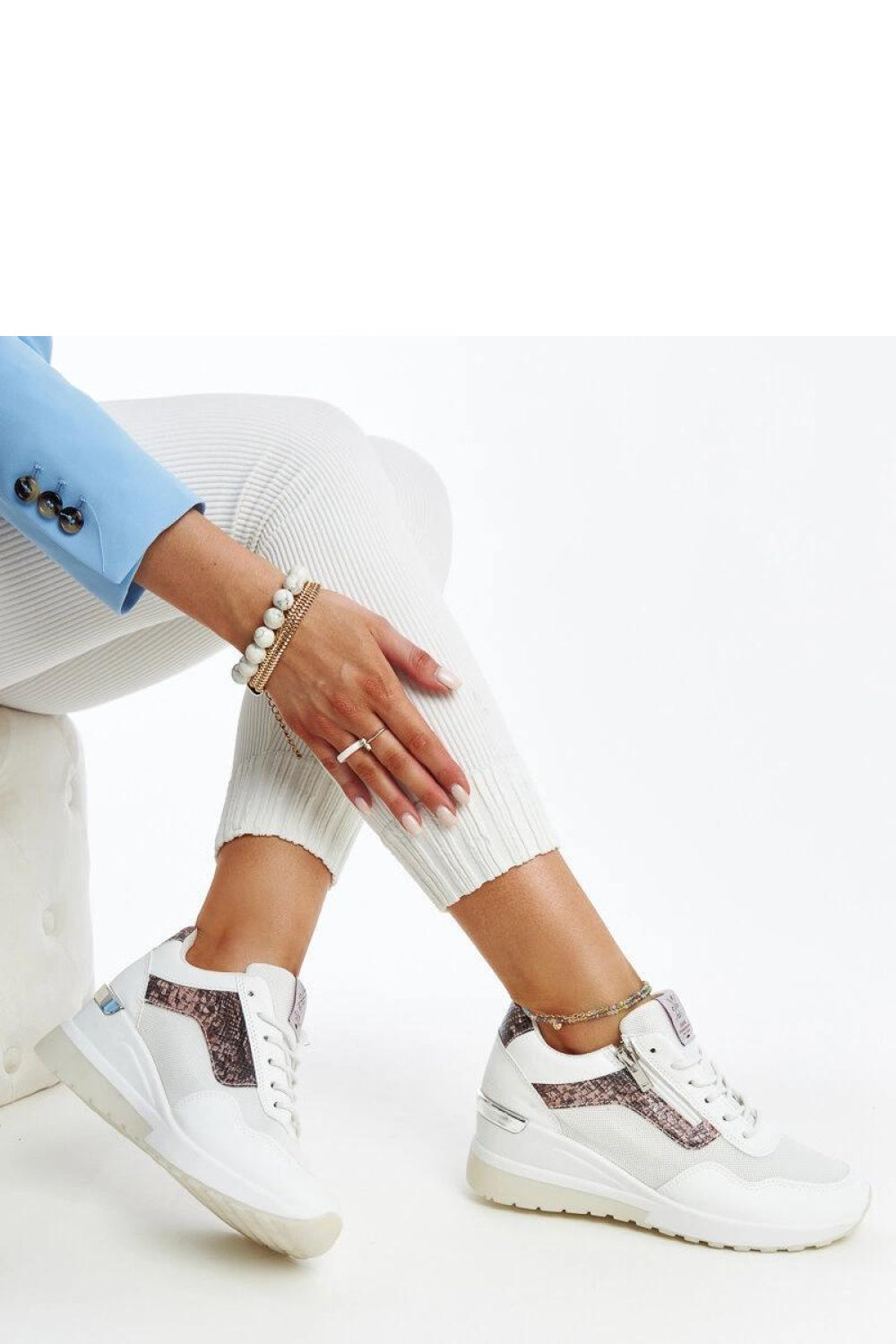Sneakers model 207349 Solea