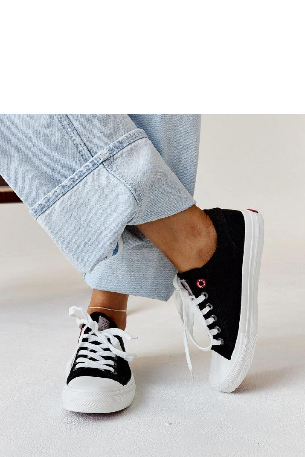 Sneakers model 207362 Solea