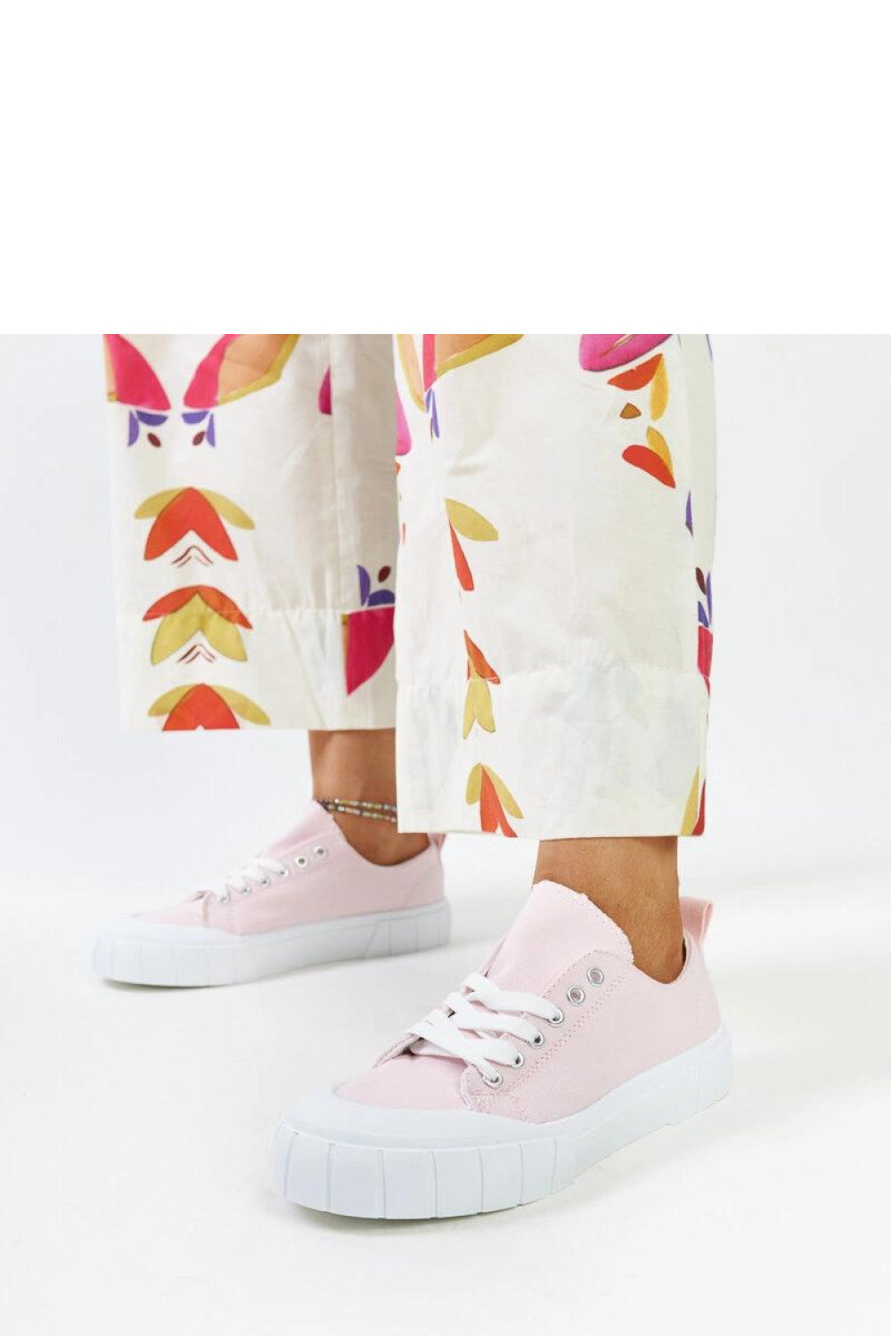 Sneakers Model 207371 Solea