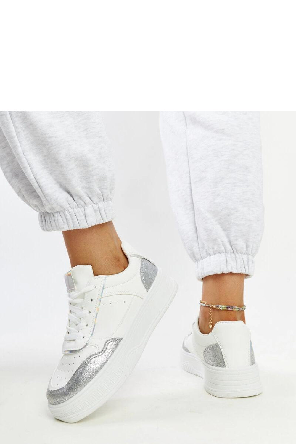 Sneakers model 207411 Solea
