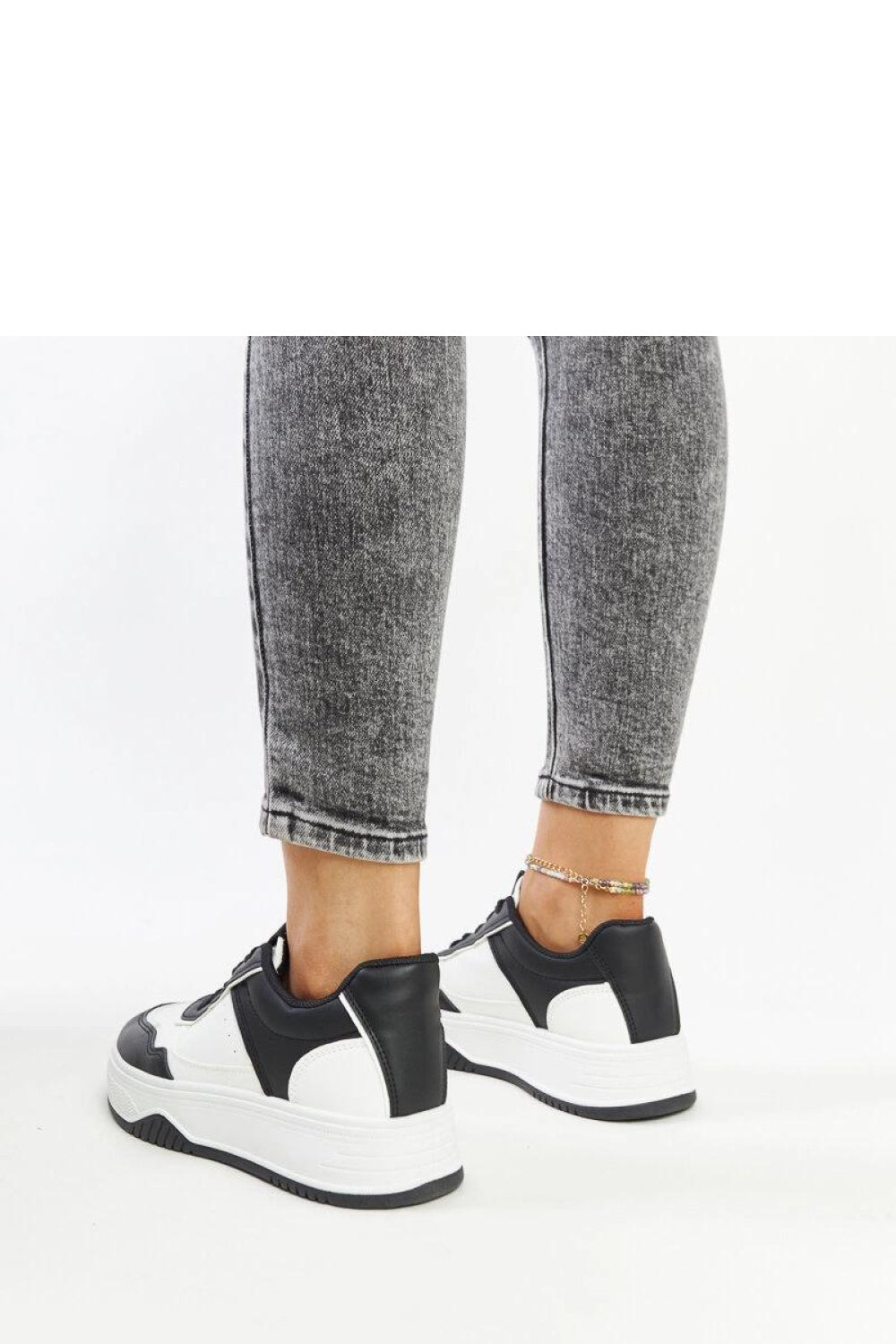Sneakers model 207412 Solea