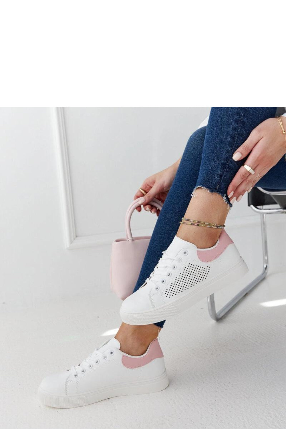 Sneakers model 207478 Solea