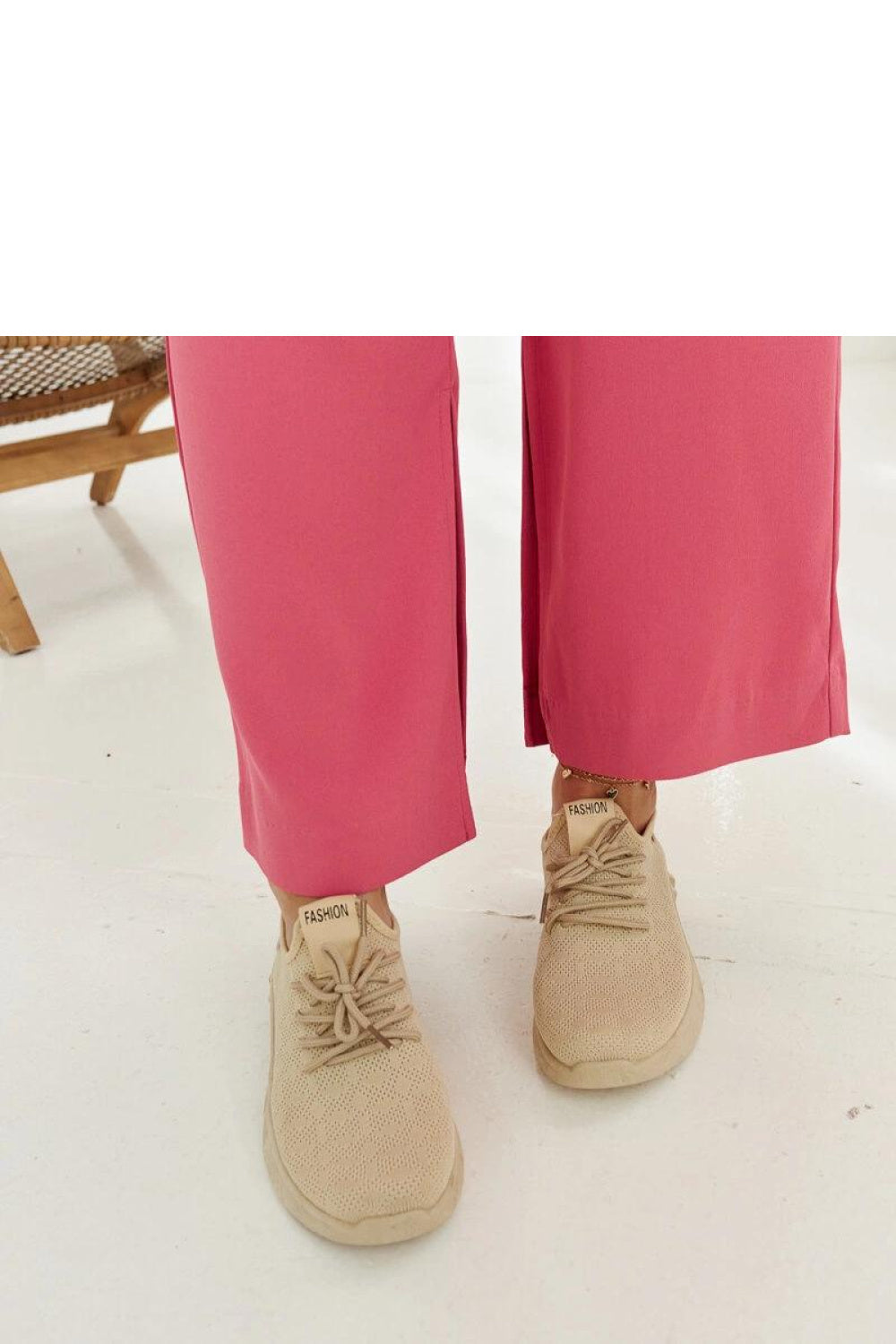 Sneakers model 207528 Solea