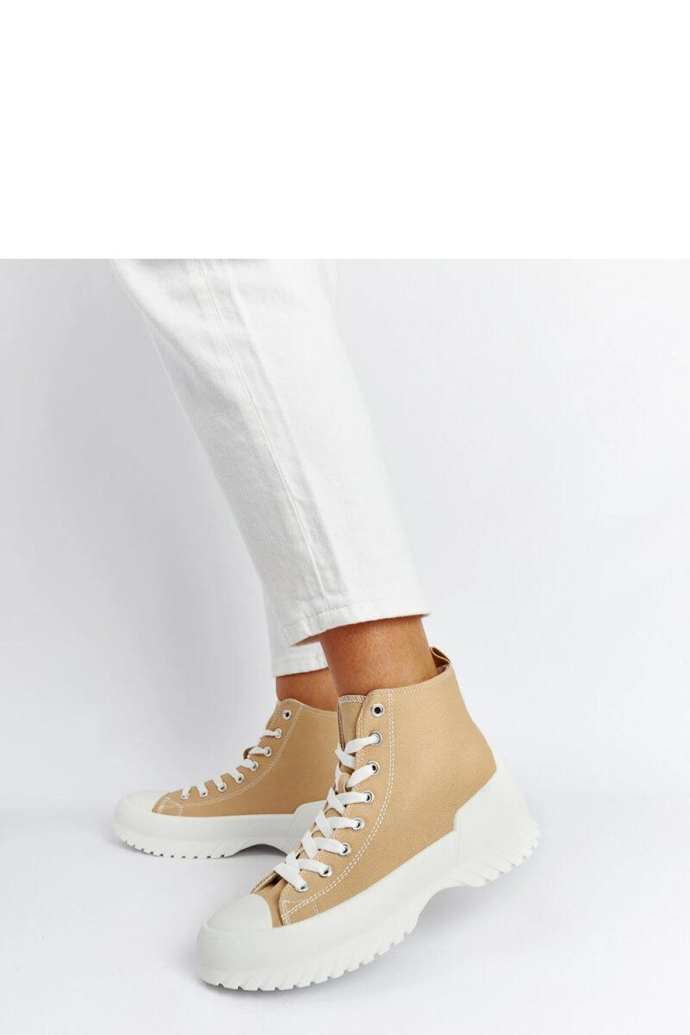 Sneakers model 207551 Solea
