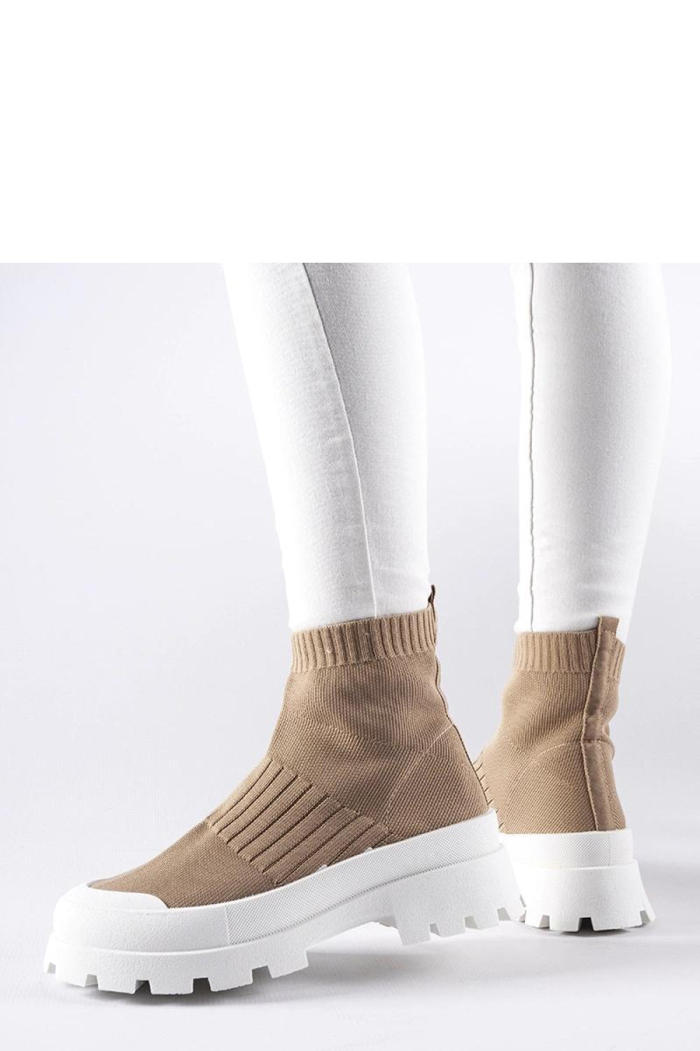 Sneakers model 207607 Solea