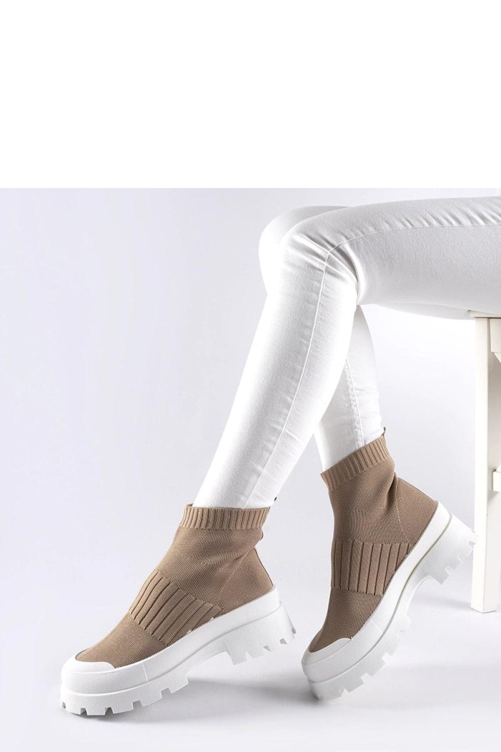 Sneakers model 207607 Solea