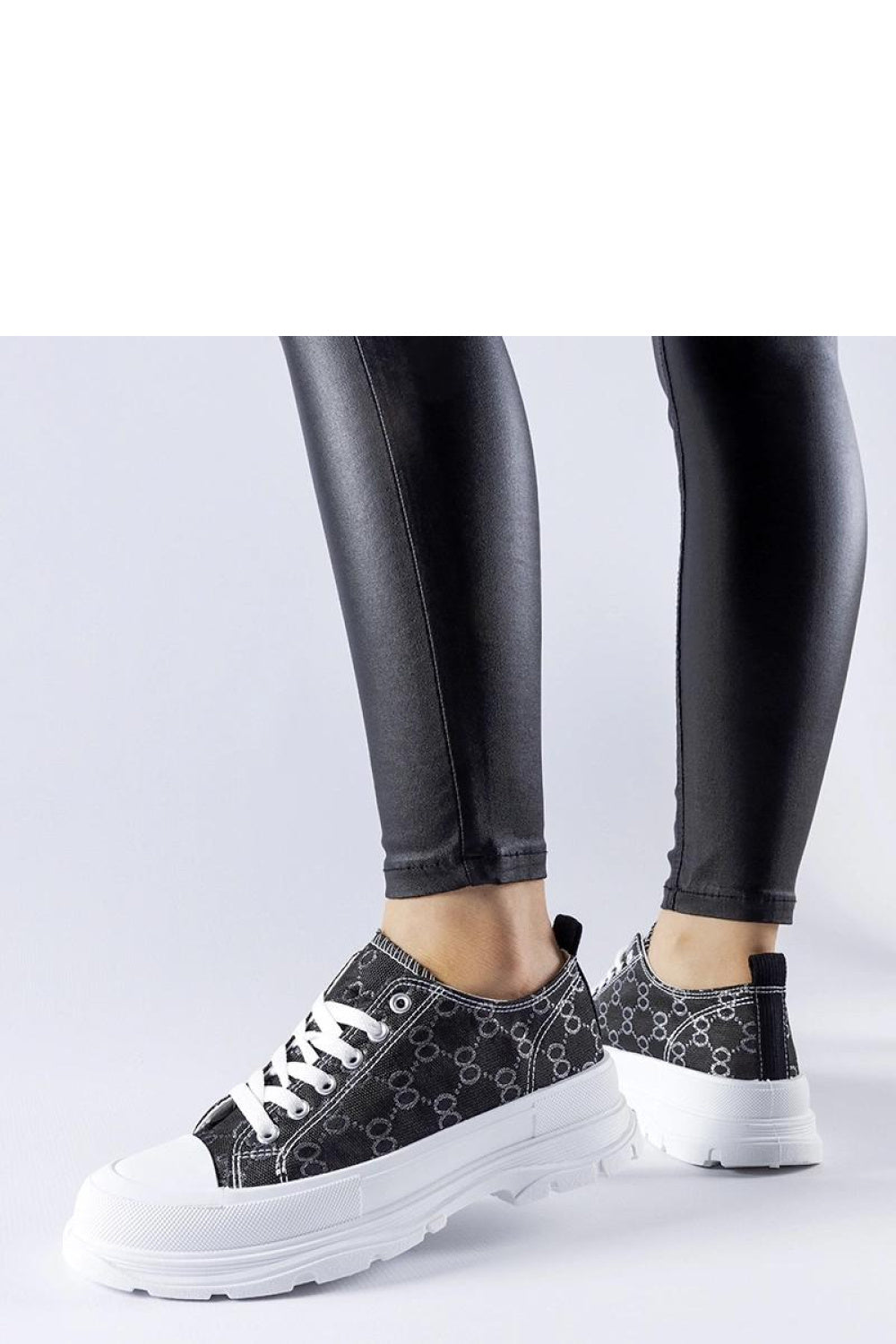 Sneakers model 207611 Solea