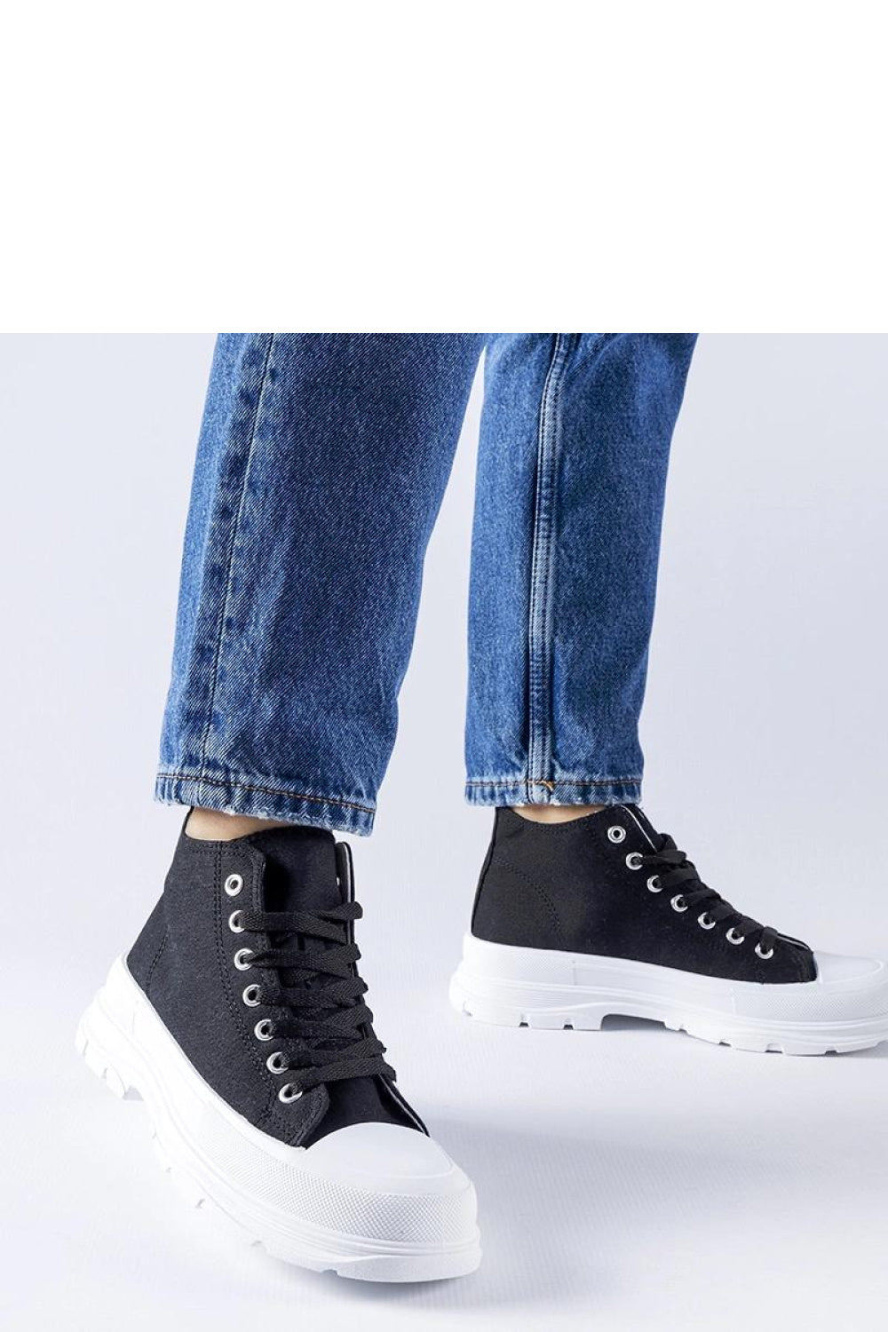 Sneakers model 207612 Solea