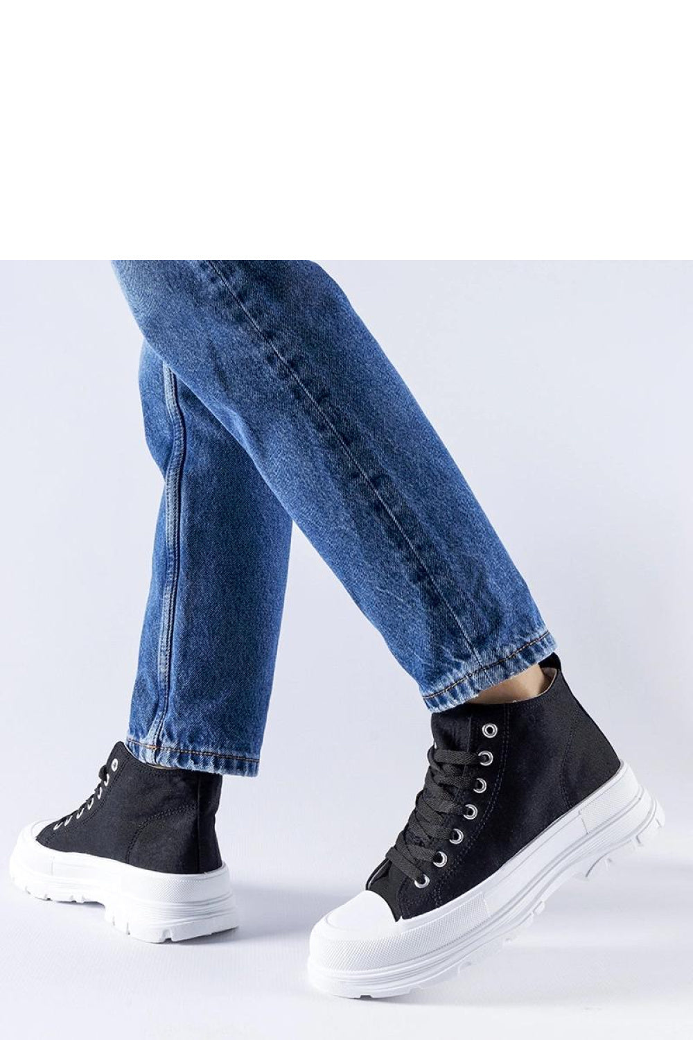 Sneakers model 207612 Solea
