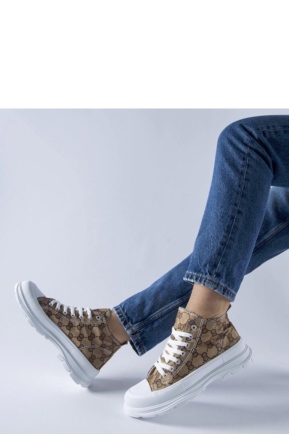 Sneakers model 207614 Solea