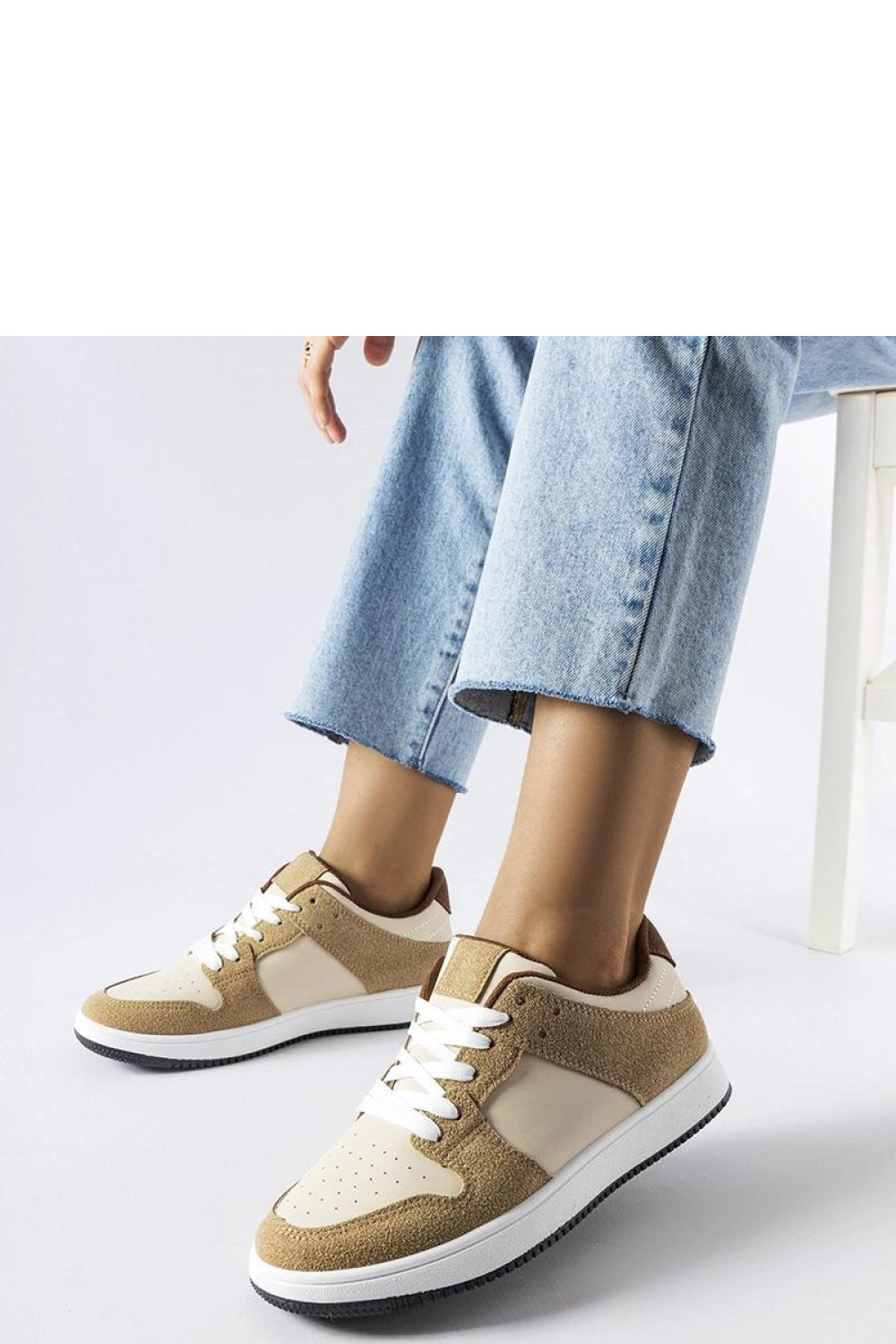 Sneakers model 207708 Solea