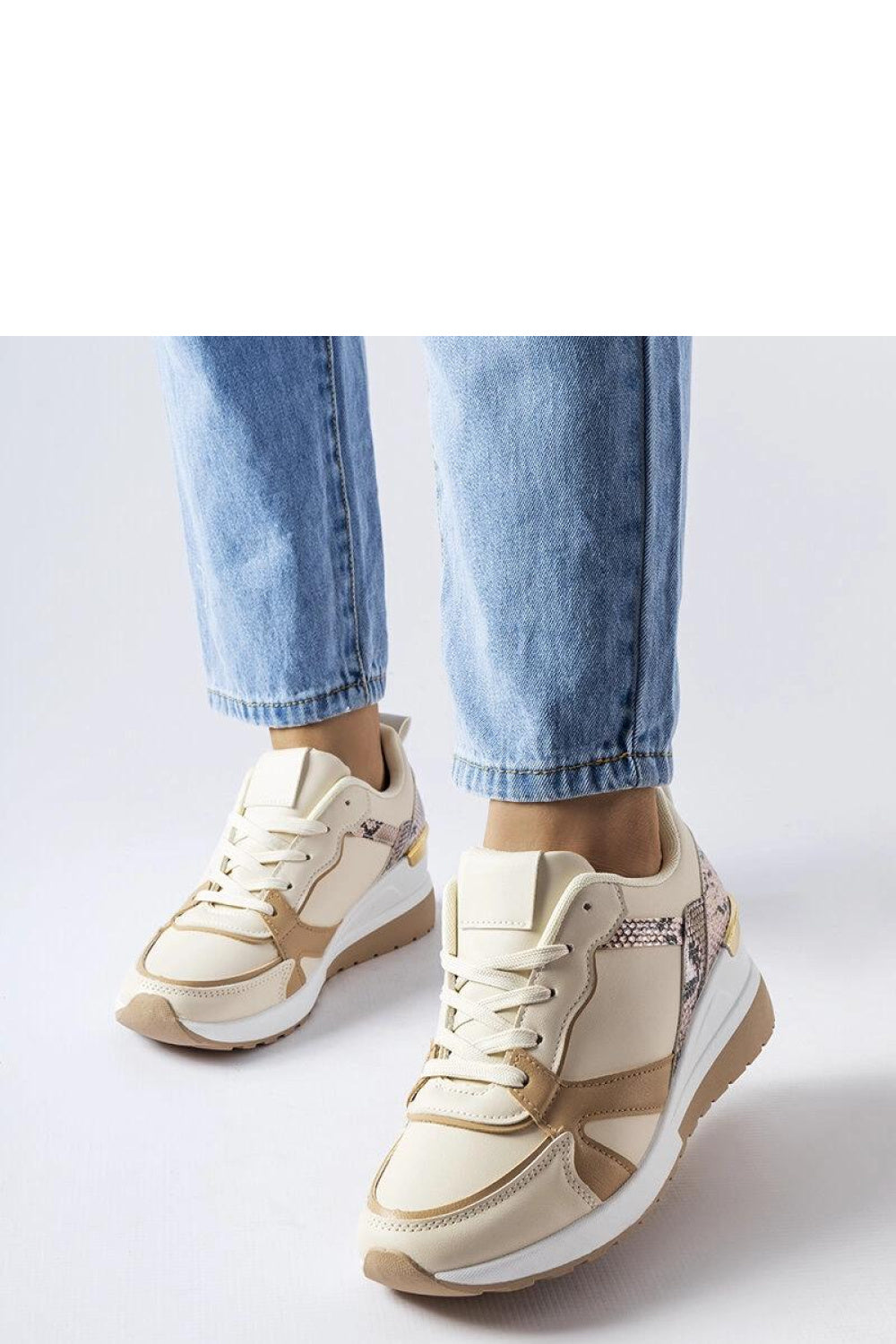 Sneakers model 207727 Solea