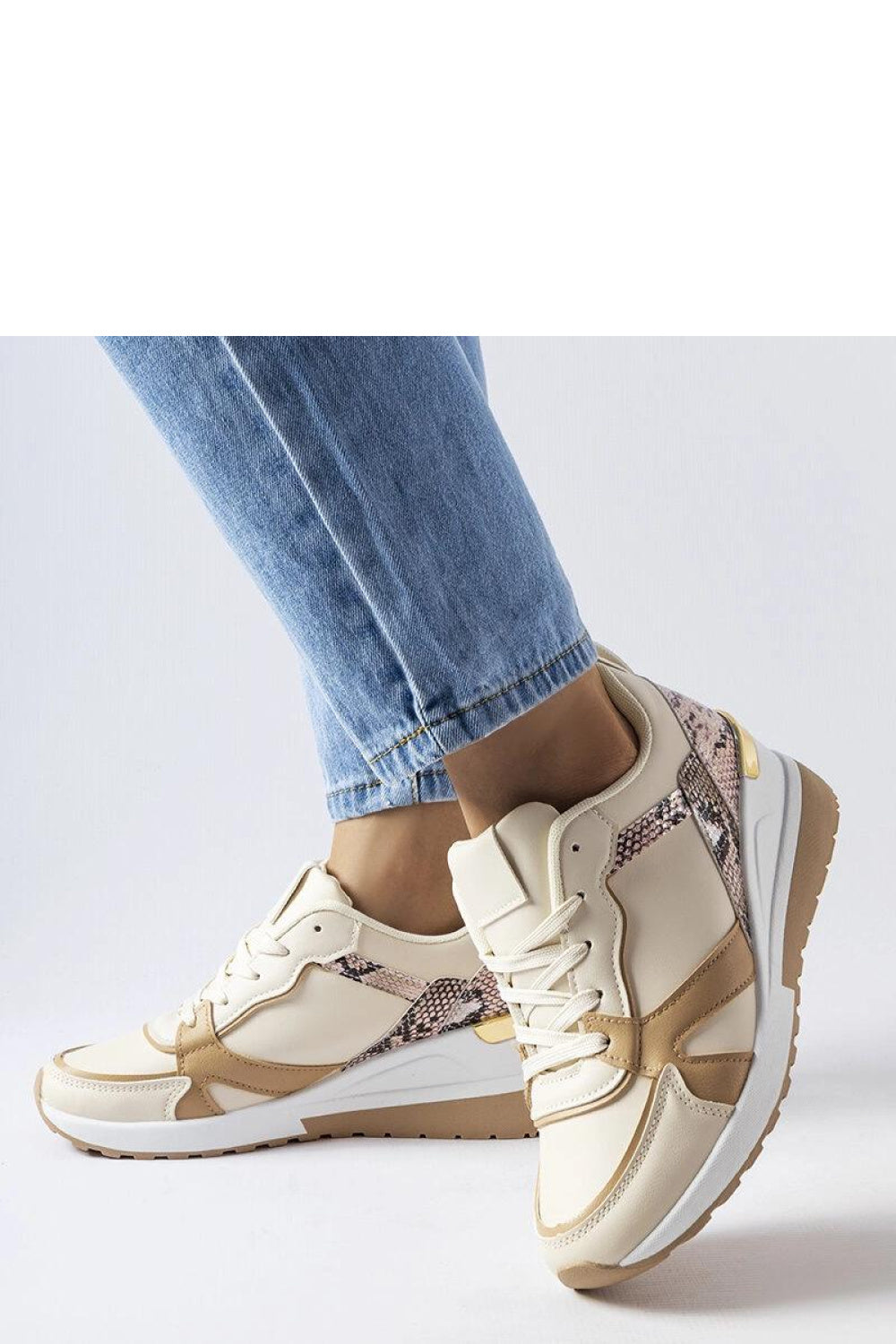 Sneakers model 207727 Solea
