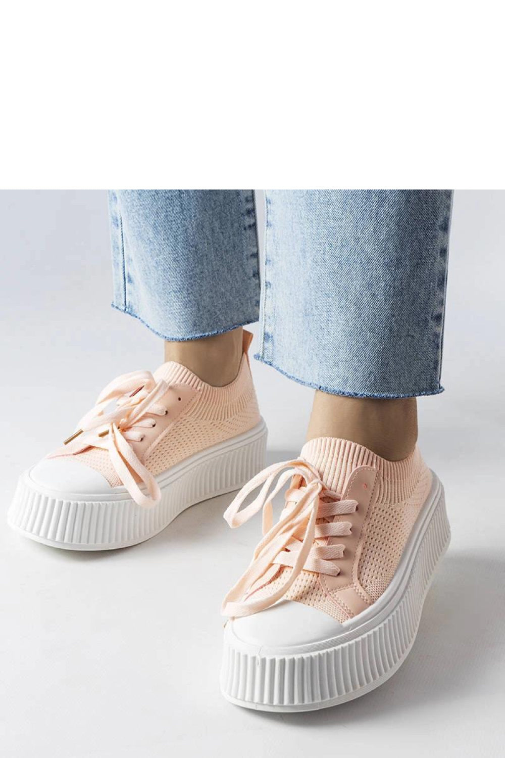 Sneakers model 207827 Solea
