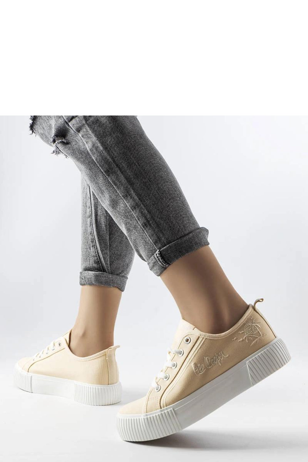 Sneakers model 207858 Solea