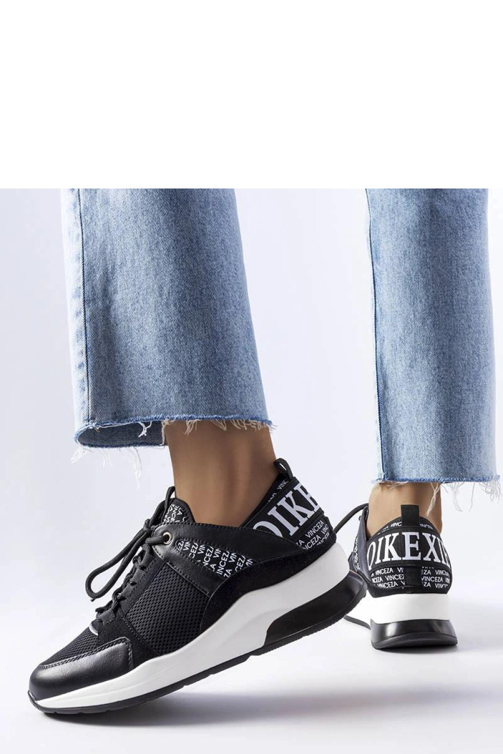Sportliche Schuhe mit Keilabsatz model 207891 Solea