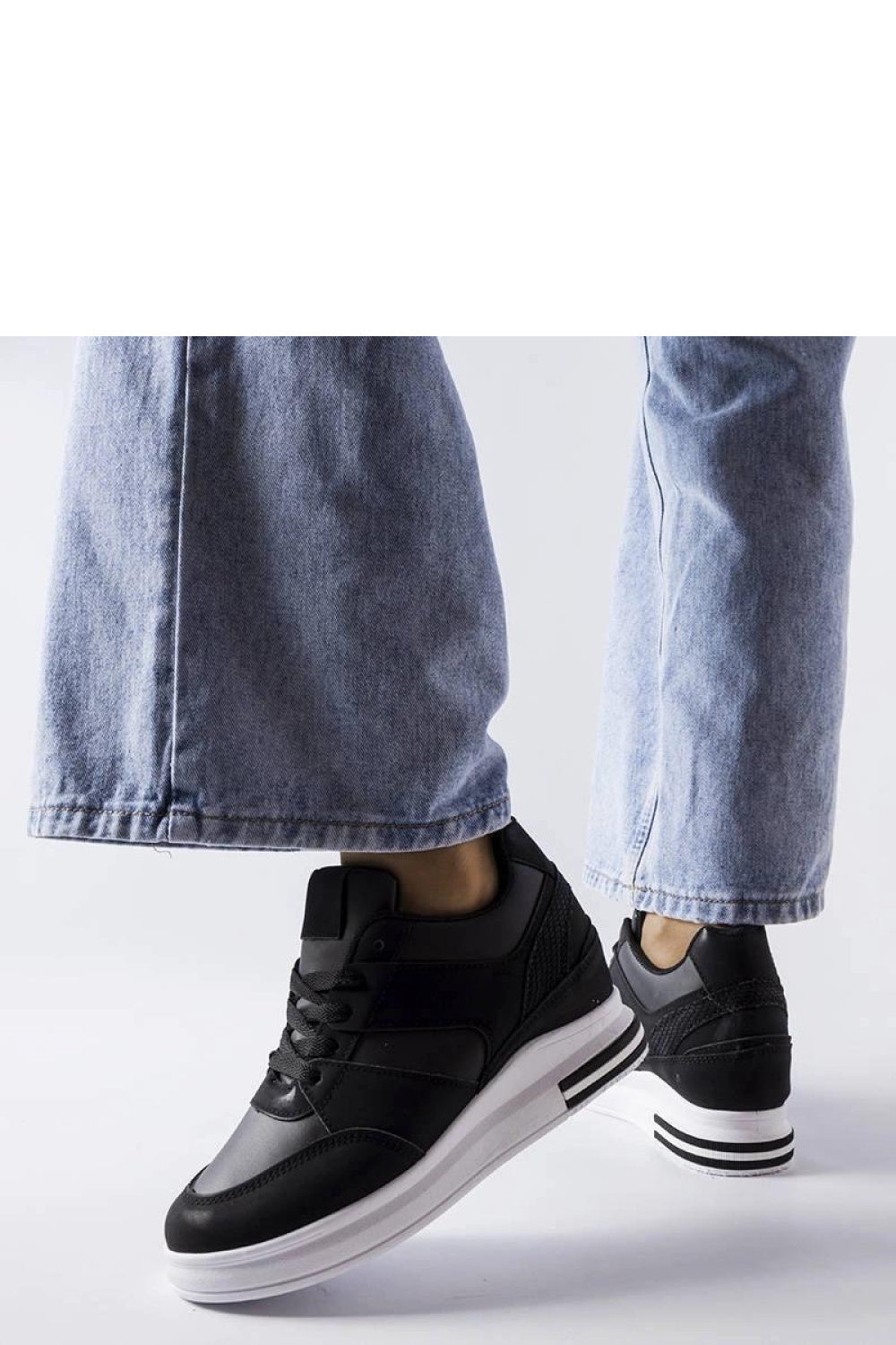 Sneakers model 207917 Solea
