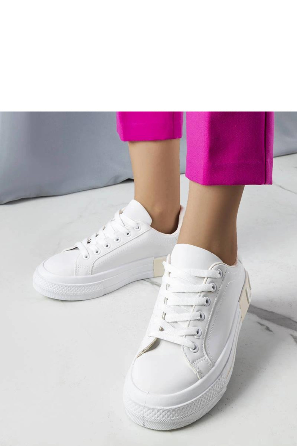Sneakers Model 207971 Solea
