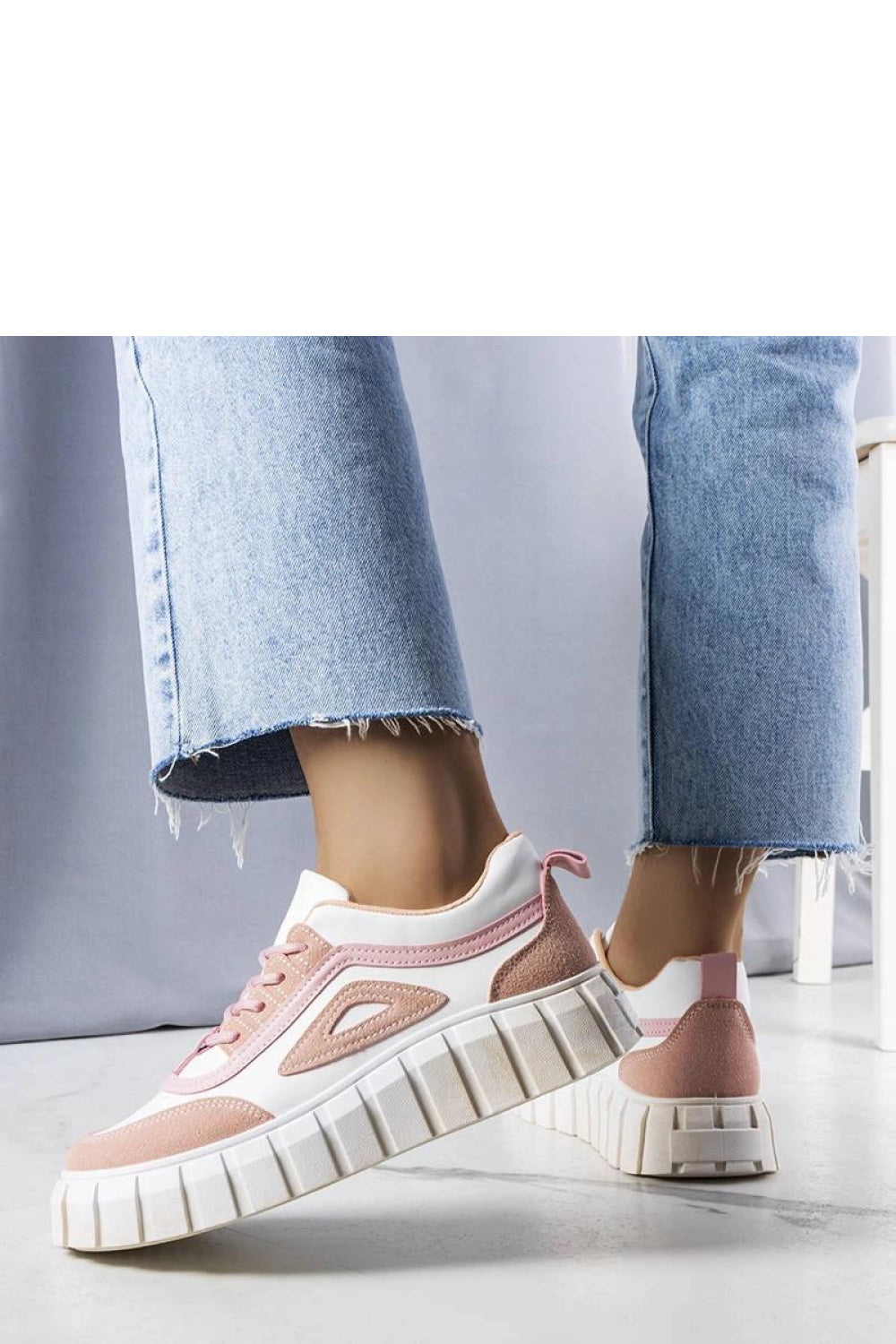 Sneakers model 207983 Solea