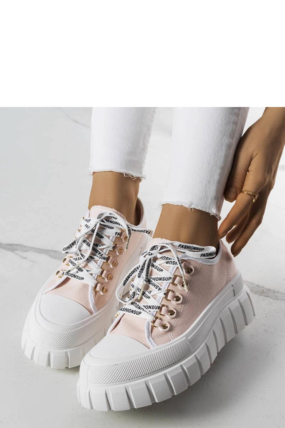 Sneakers model 207985 Solea