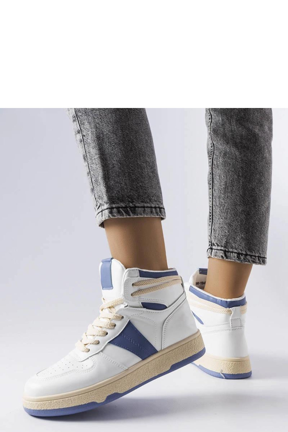 Sneakers model 208009 Solea