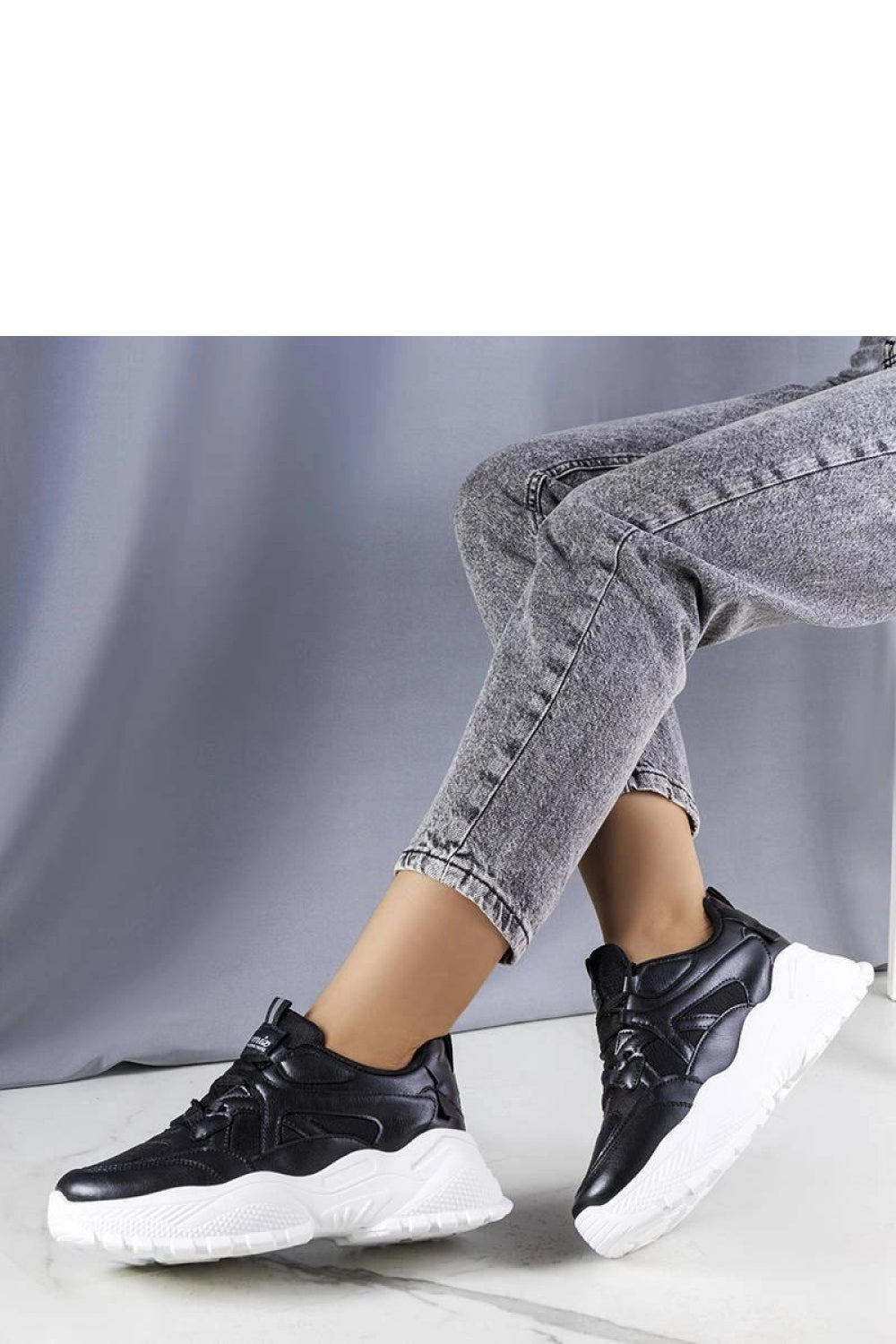 Sneakers model 208013 Solea