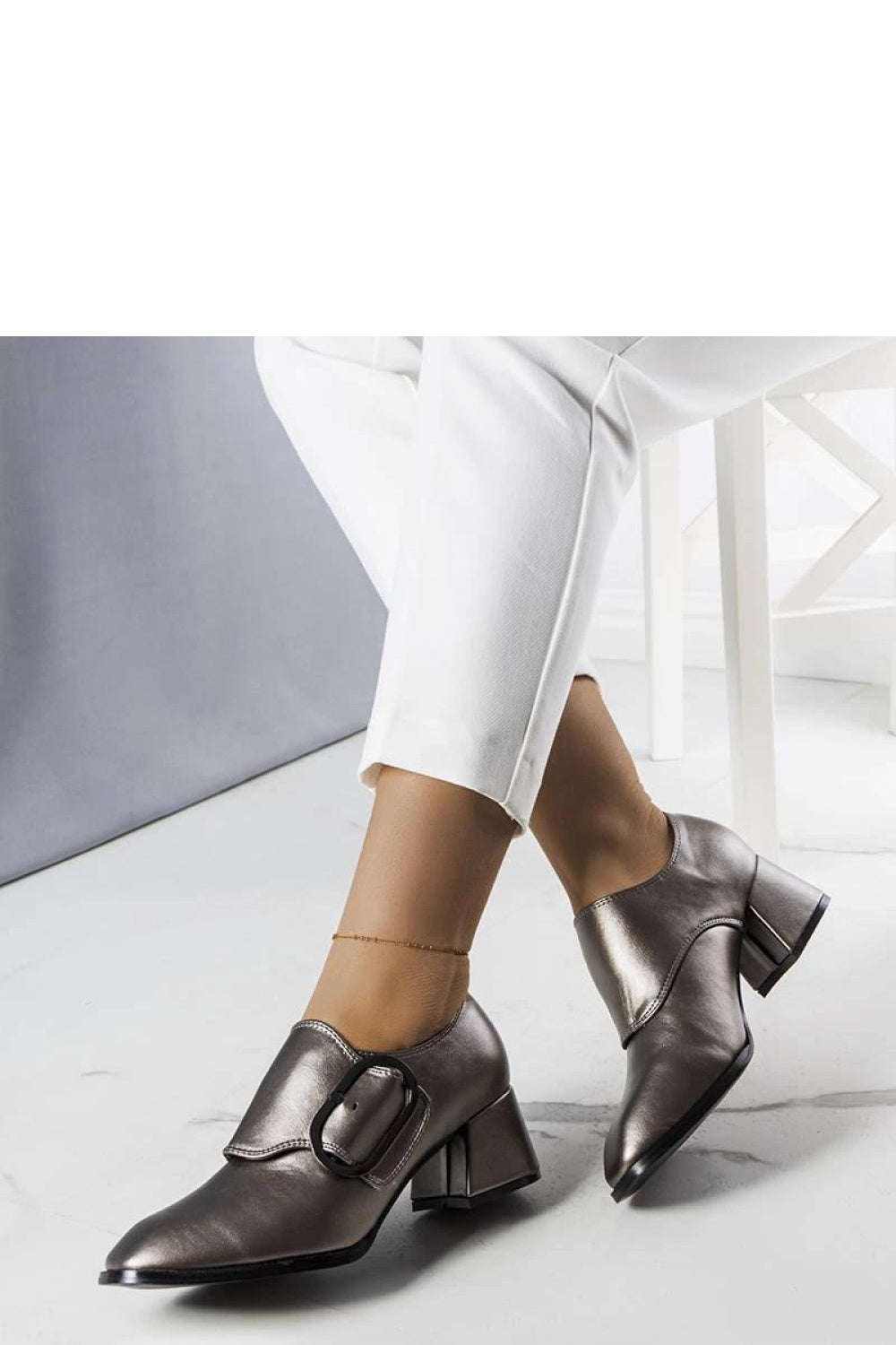 Pumps with heel model 208022 Solea