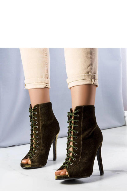 Ankle boots with heel model 208024 Solea