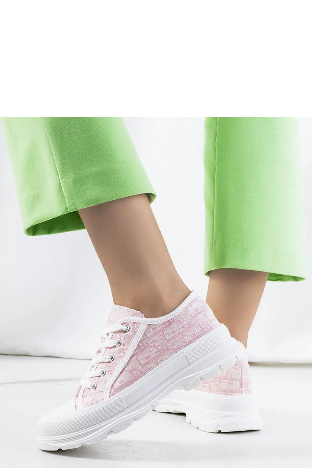 Sneakers model 208033 Solea