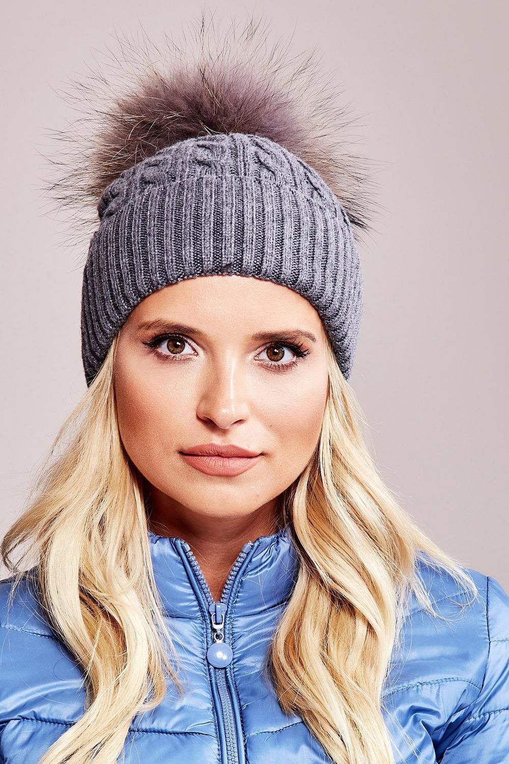 Beanie model 208262 AT