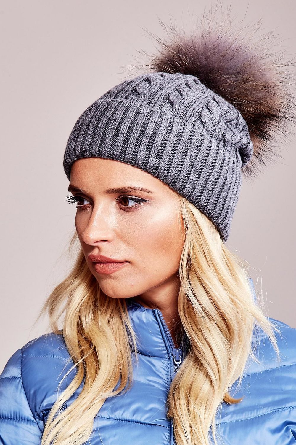 Beanie model 208262 AT