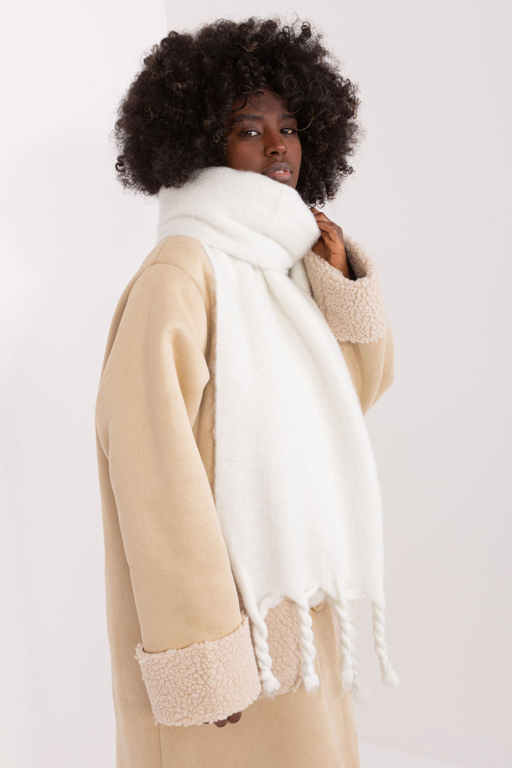 Scarf model 208270 AT