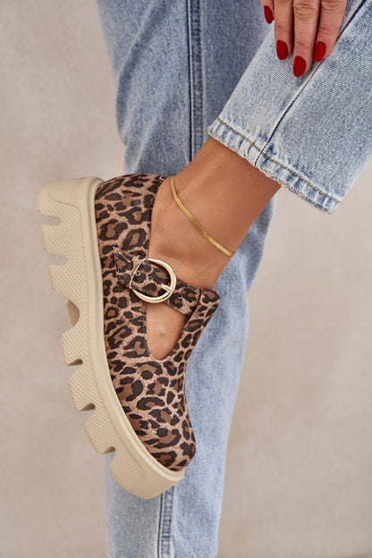 Low shoes model 208330 Step in style