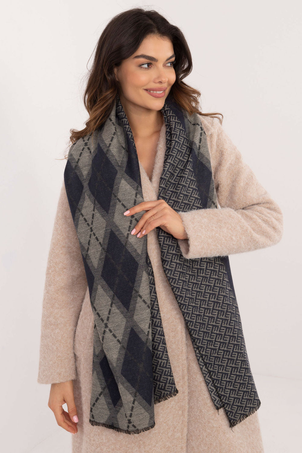 Cloth model 208408 AT