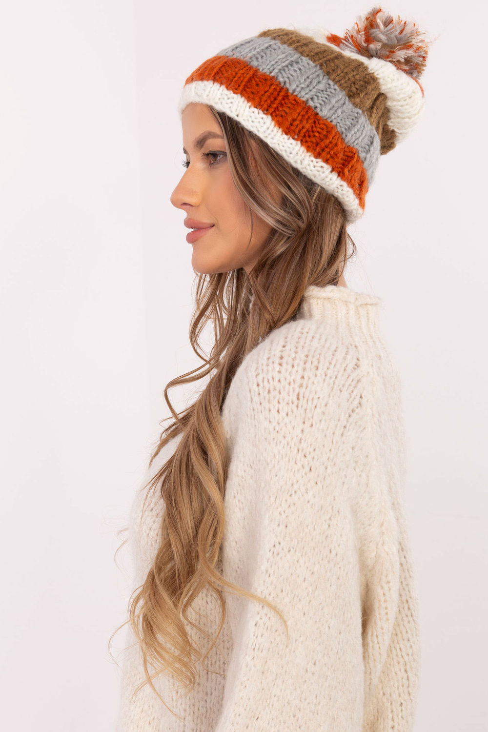 Beanie model 208413 AT