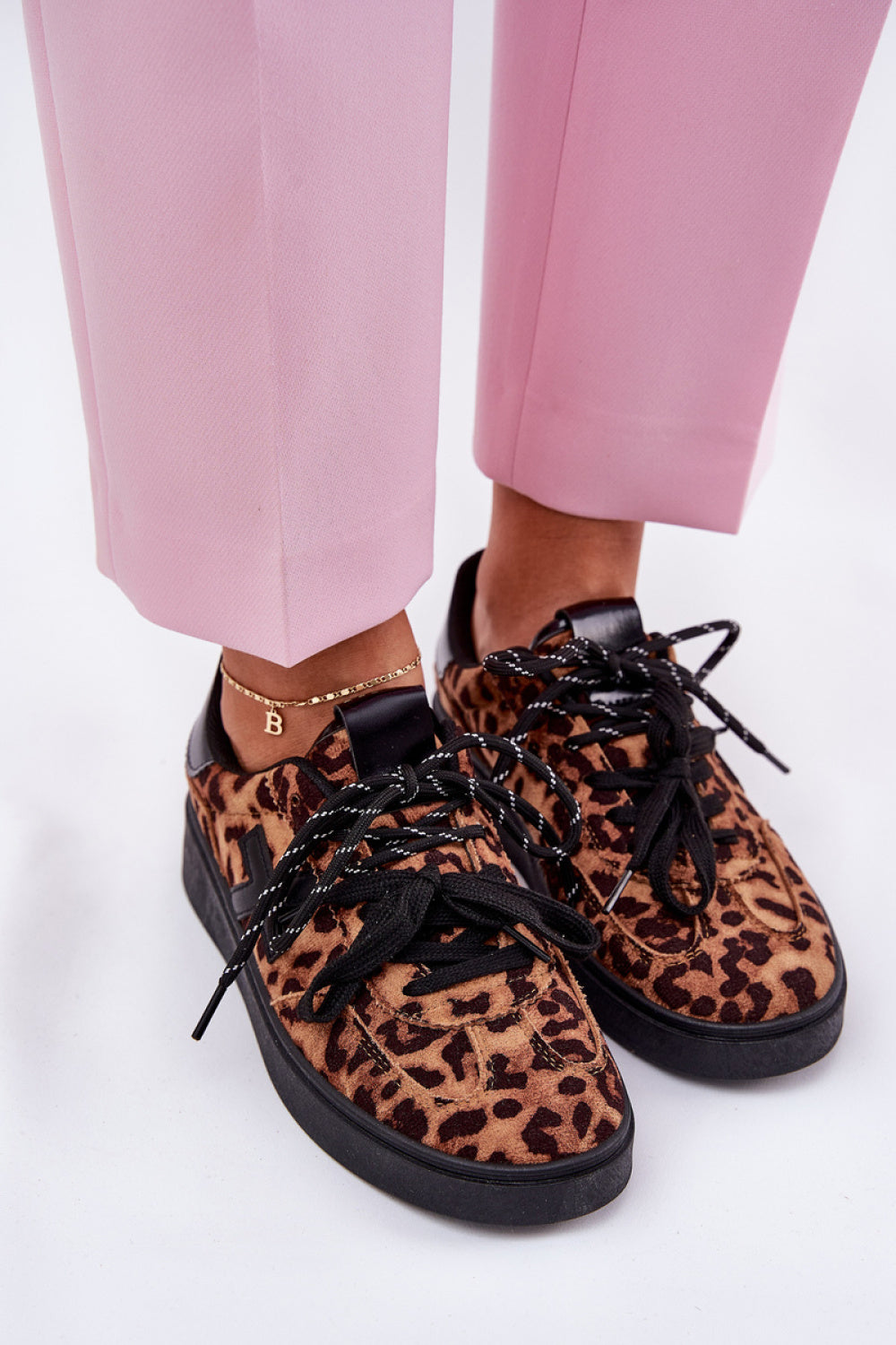 Sneakers model 209482 Step in style