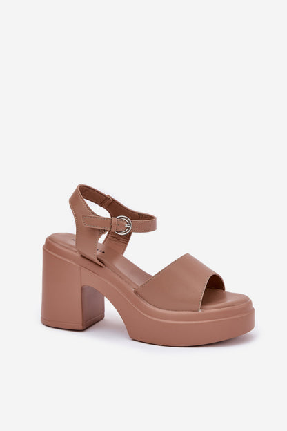 Sandals with heel model 209921 Step in style