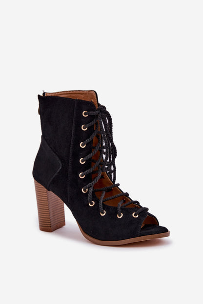 Sandals with heel model 209931 Step in style