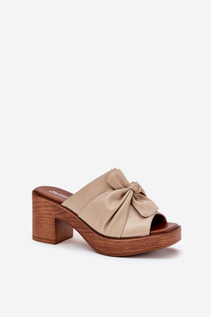 Slippers model 209935 Step in style