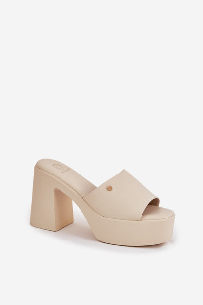 Slippers model 209943 Step in style