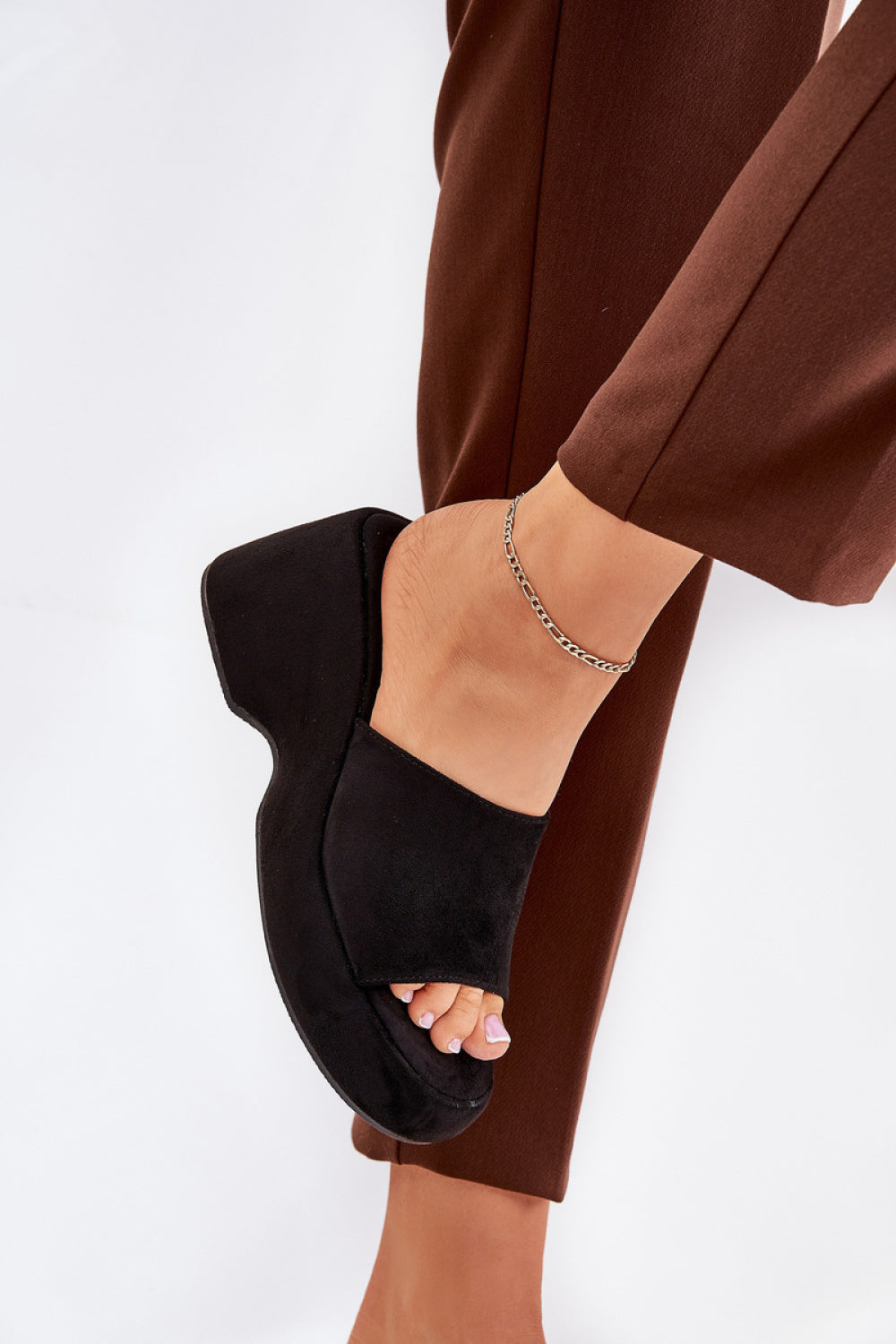 Sandals model 210172 Step in style