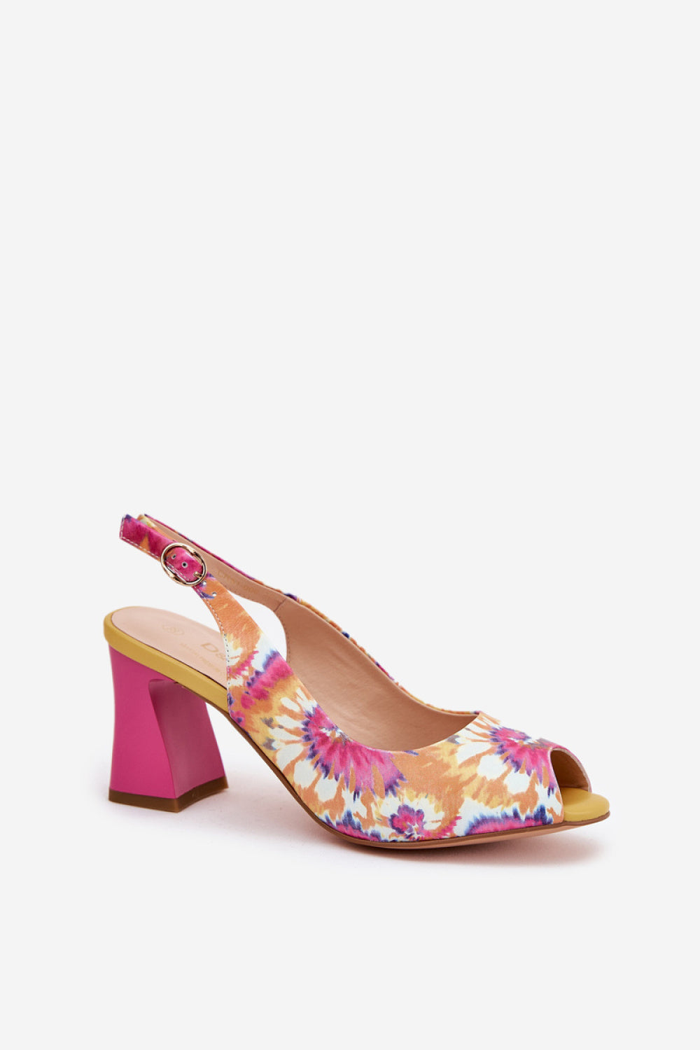 Sandals with heel model 210178 Step in style
