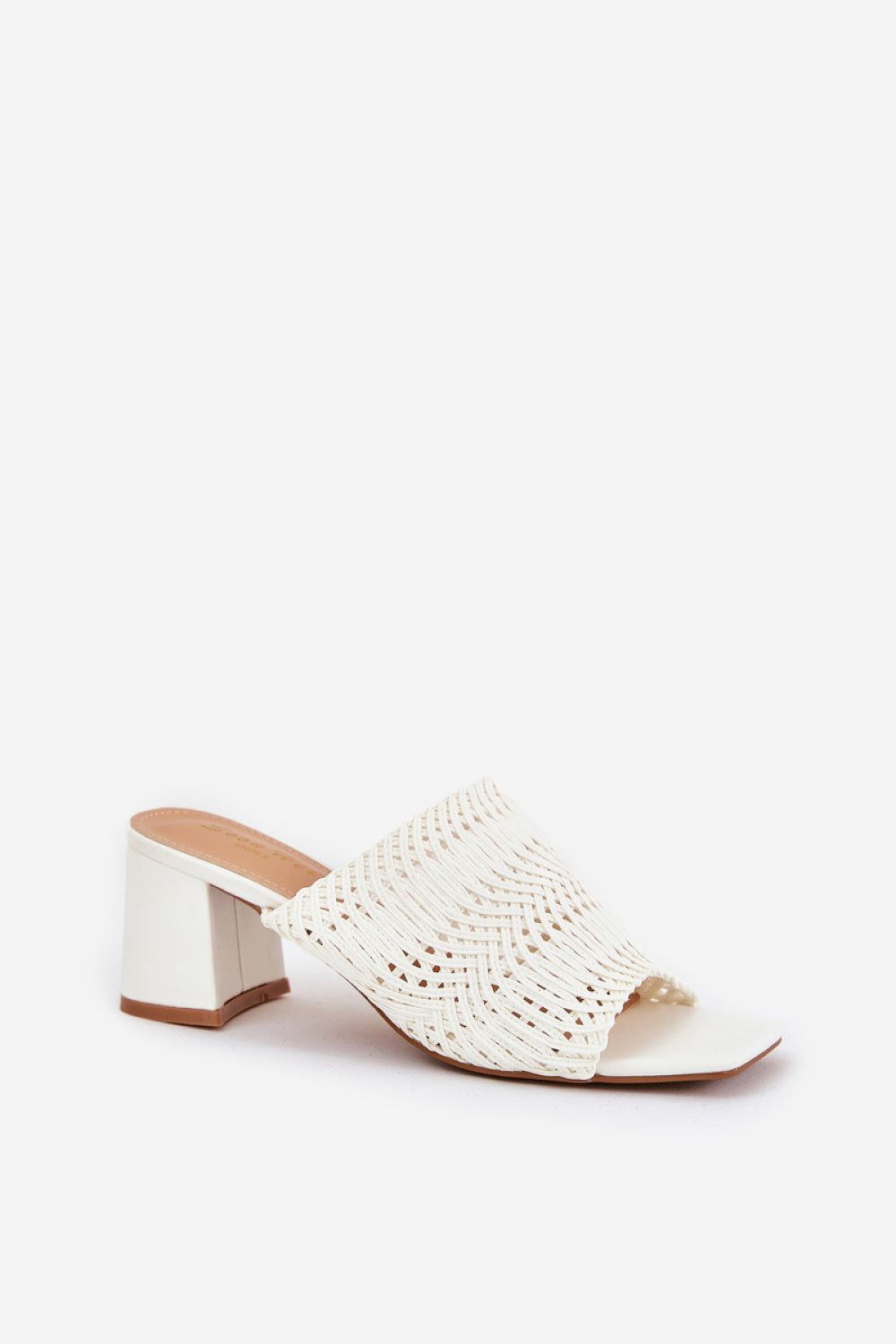 Slippers model 210780 Step in style