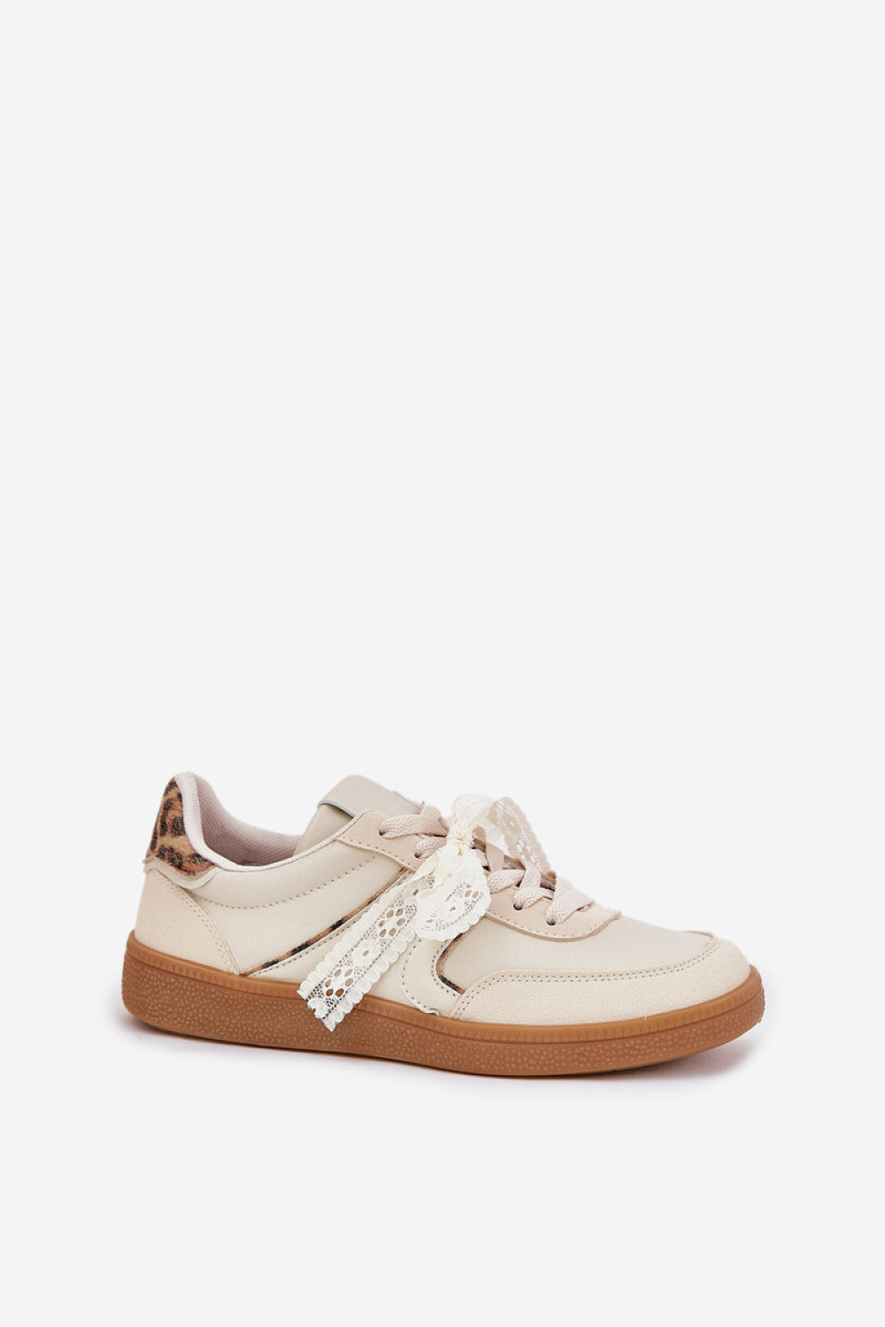 Sneakers model 210999 Step in style