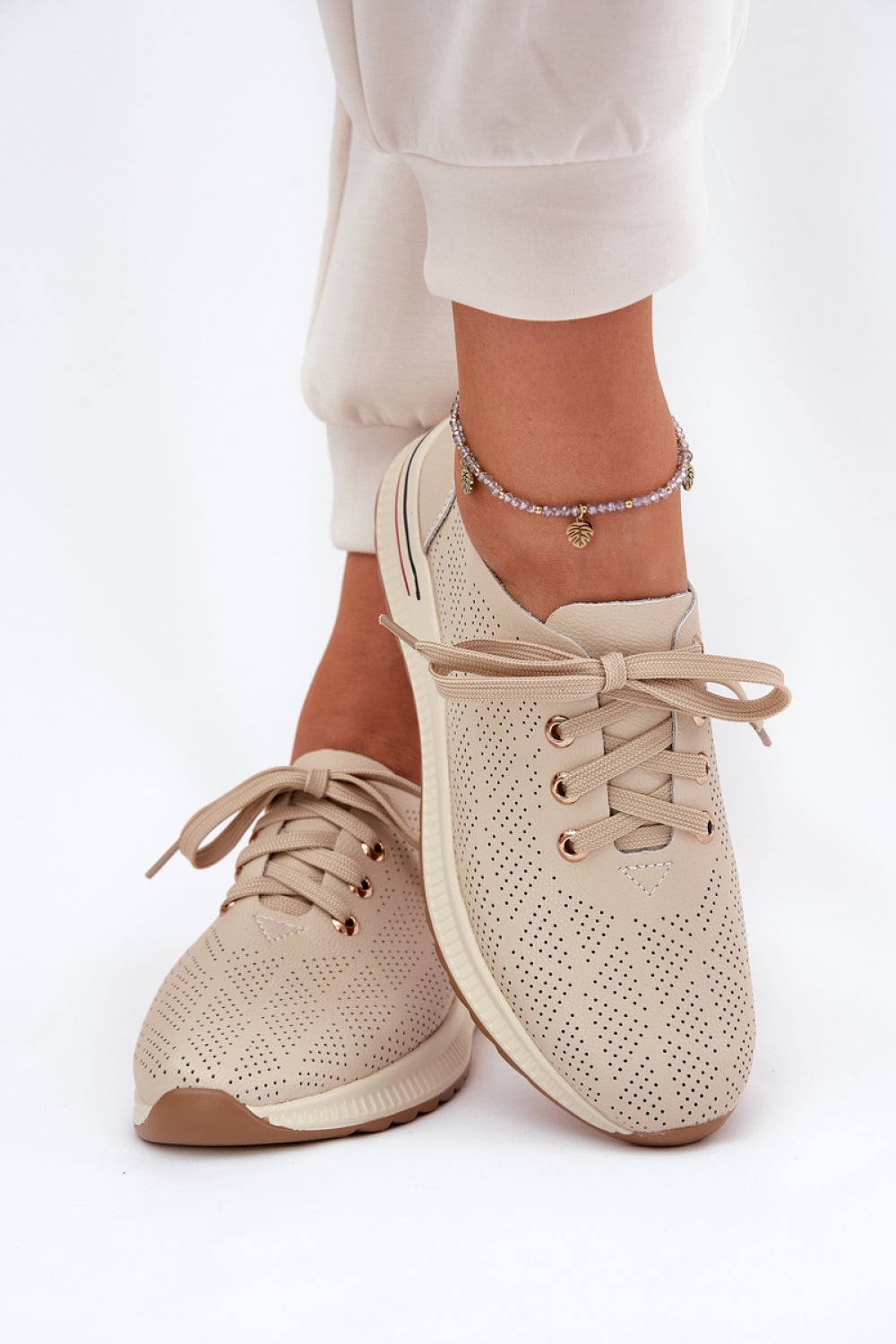 Sports shoes model 211118 Step in style