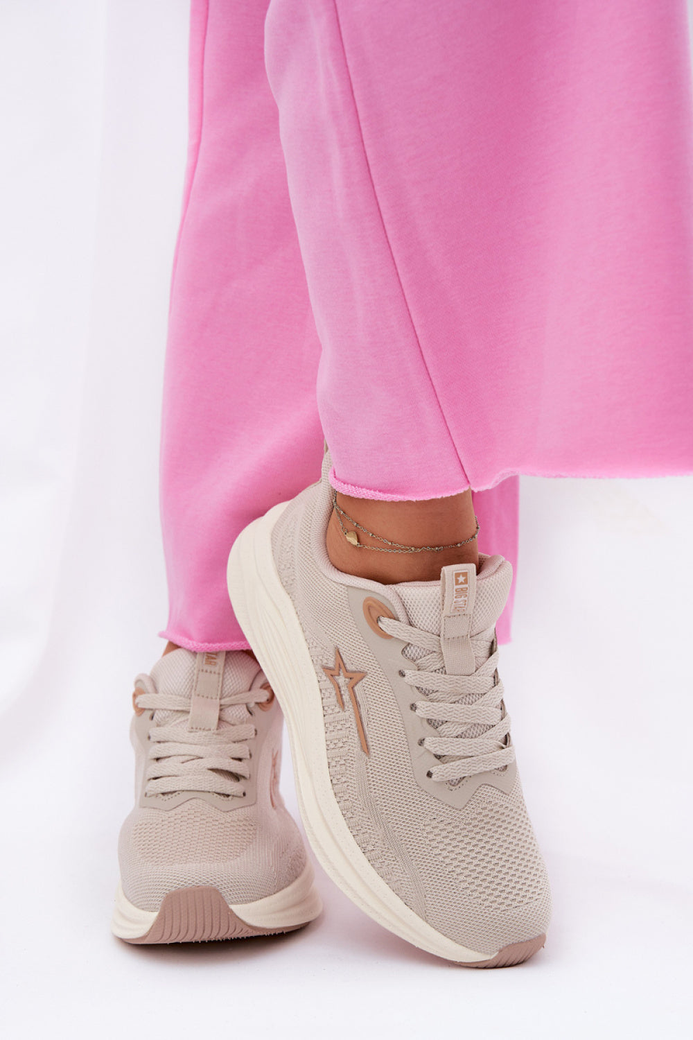 Sports shoes model 211329 Step in style