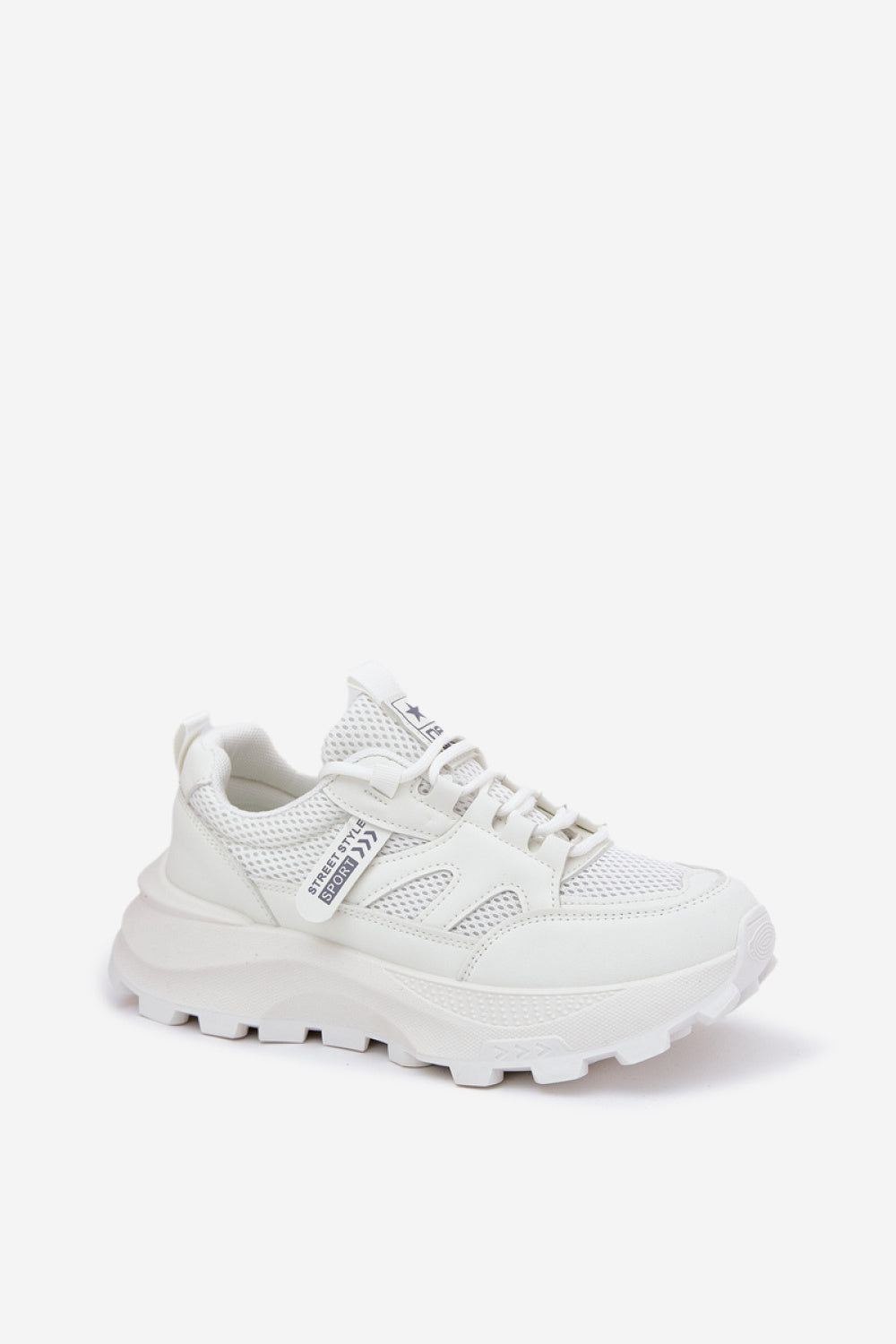 Sneakers model 211336 Step in style
